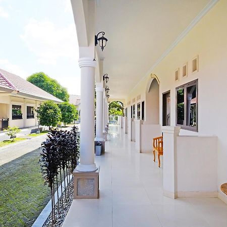 Collection O 91046 Hotel Remaja Indah Masamba 외부 사진