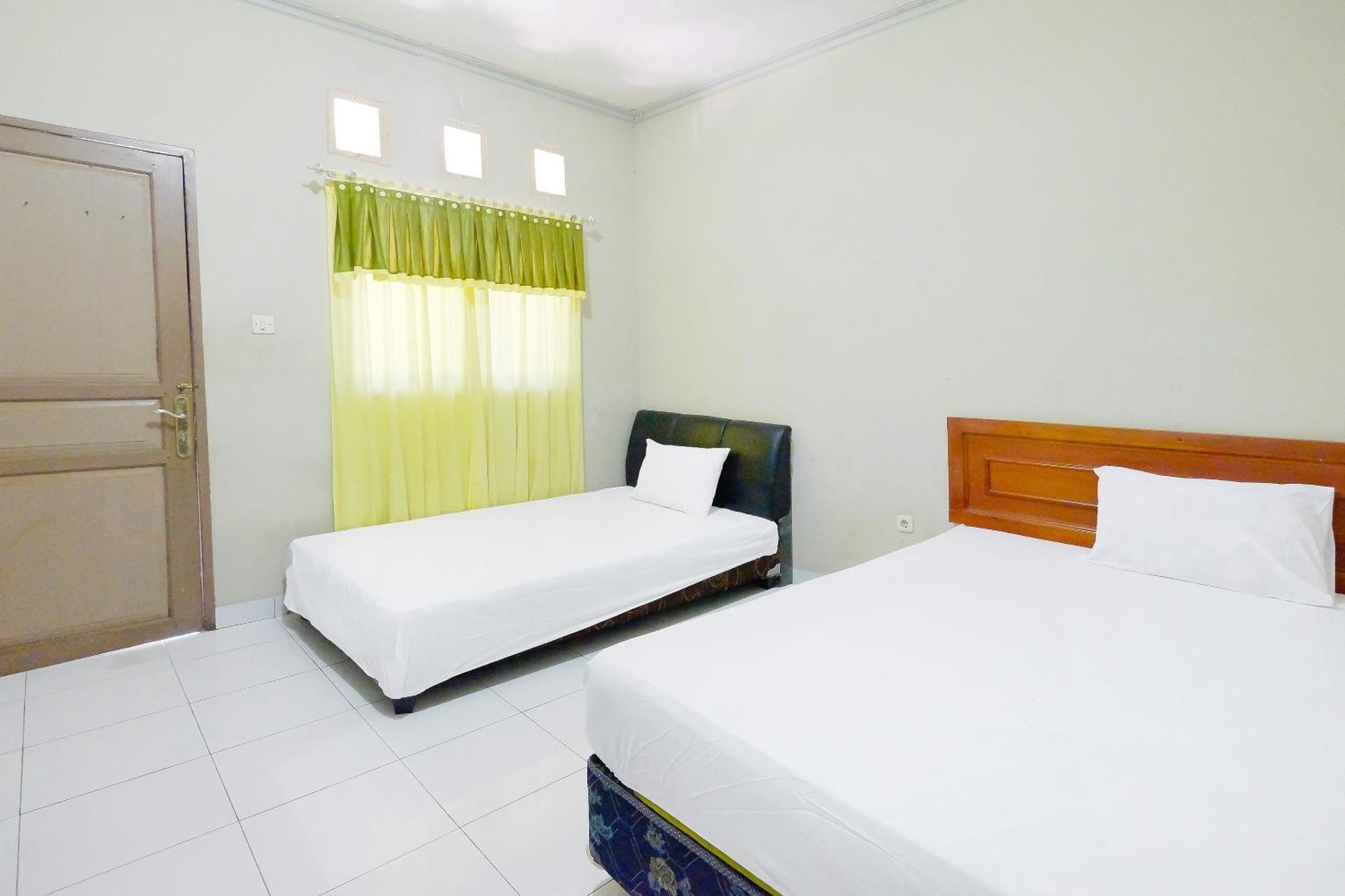 Collection O 91046 Hotel Remaja Indah Masamba 외부 사진
